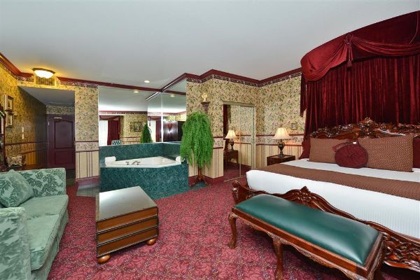Hotel BW Premier Collection Prestige Harbourfront Resort (Salmon Arm)
